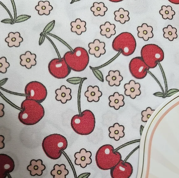 🍒 Comfy Vibes Twin Size Cherries & Pink Flowers Sheet Set